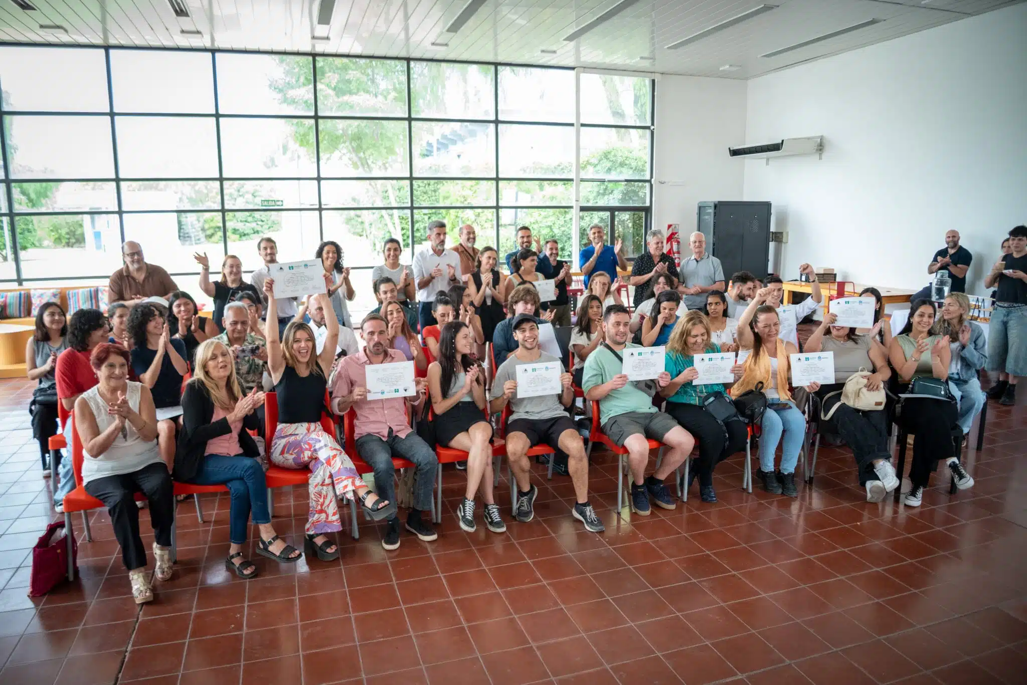 En este momento estás viendo Más de 40 personas se capacitaron en producción audiovisual, actuación y doblaje de riesgo