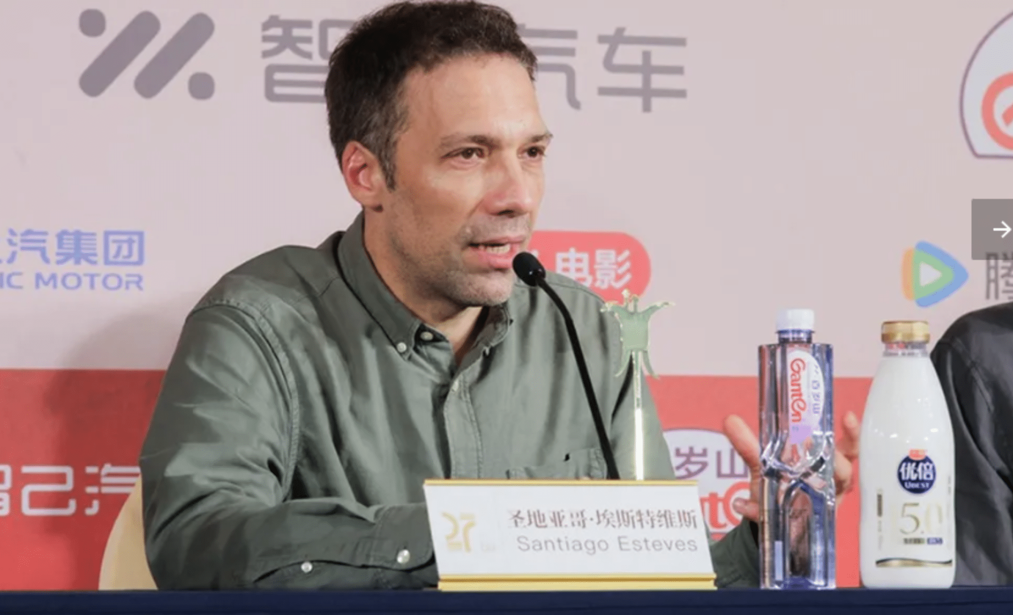 En este momento estás viendo Santiago Esteves, director de cine: «En ‘Los renacidos’ el paisaje mendocino es esencial»